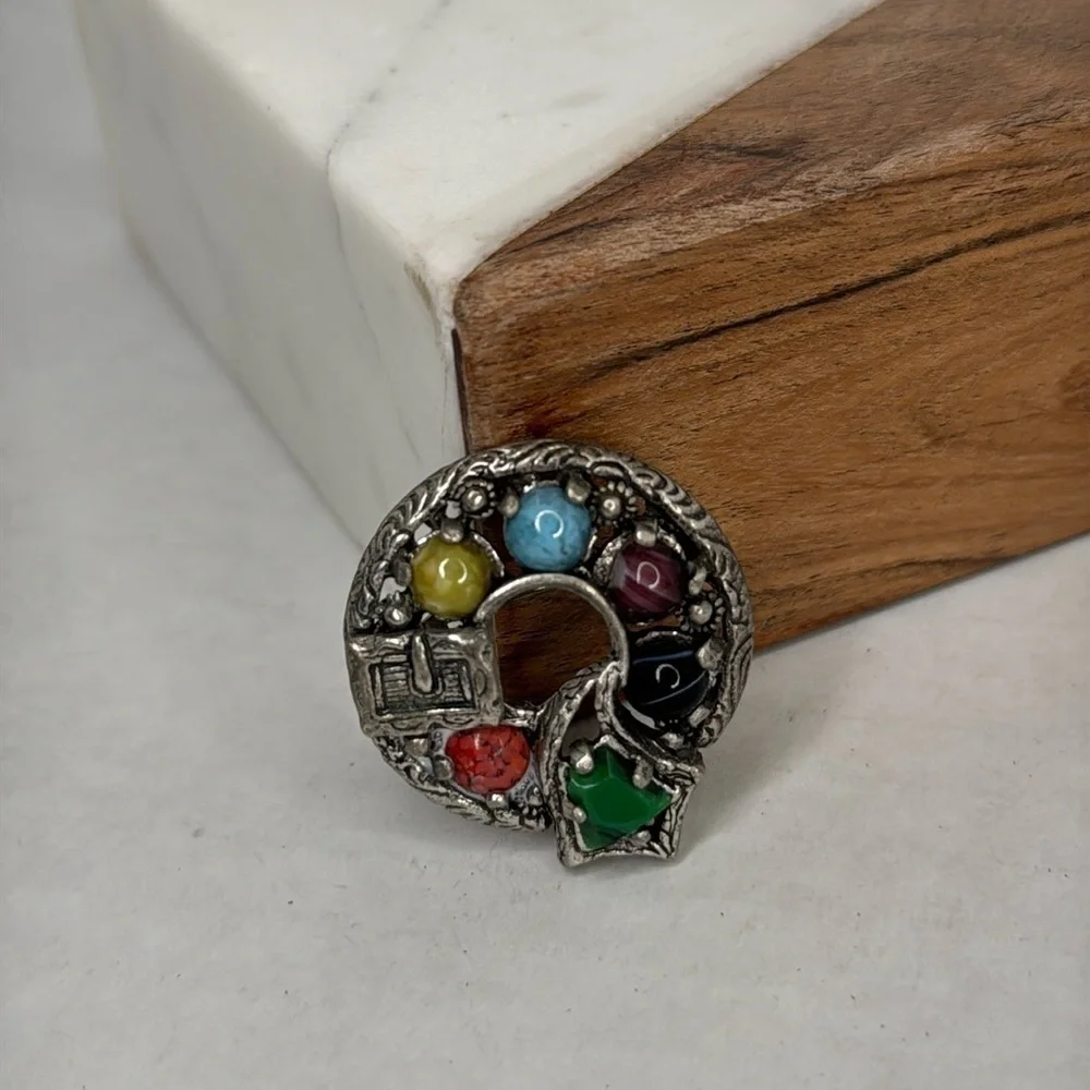 Vintage Signed Multicolor Wreath Silver Brooch lot B32
